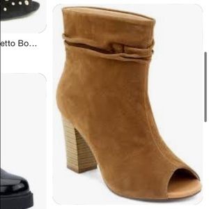 NWT Olivia Miller slouch peel toe booties. Perfect for fall.